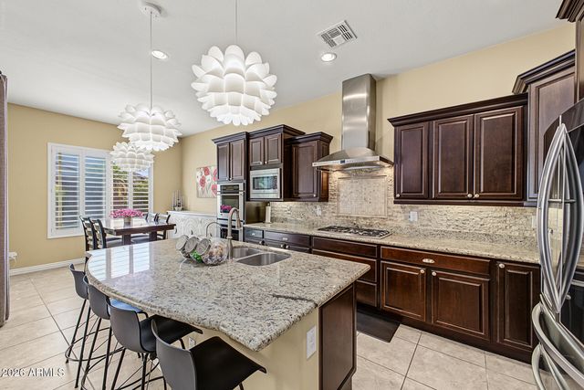 2197 E LINDRICK Drive, Gilbert, AZ 85298
