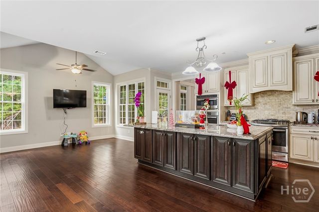 828 Southbridge Boulevard, Savannah, GA 31405