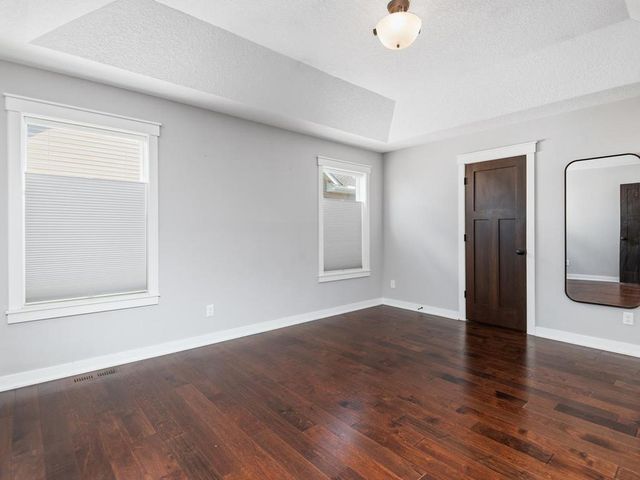 20055 Harness Avenue, Lakeville, MN 55044