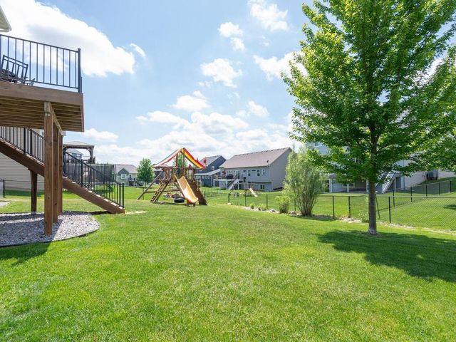 20055 Harness Avenue, Lakeville, MN 55044