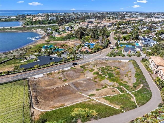 1115 Hoover Street, Carlsbad, CA 92008