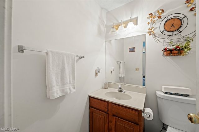 620 19th NW Street, Canton, OH 44709