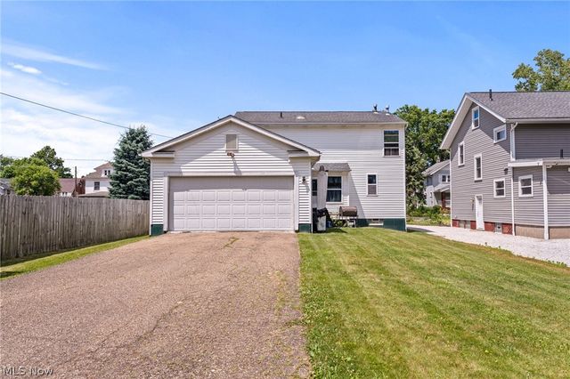 620 19th NW Street, Canton, OH 44709