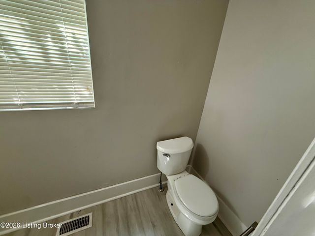 4144 Greenwood Ave, Louisville, KY 40211