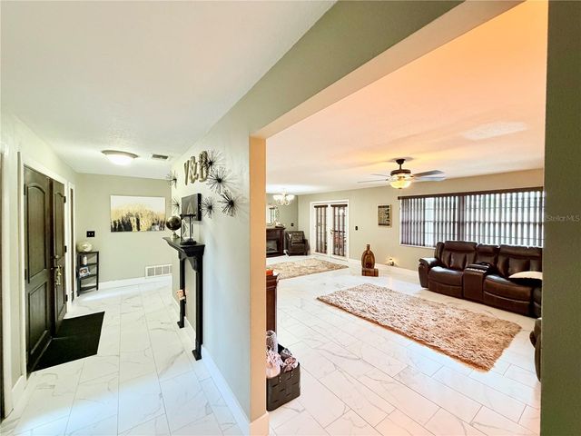 1880 OAK FOREST DRIVE E, Clearwater, FL 33759