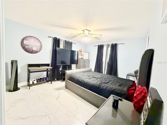 1880 OAK FOREST DRIVE E, Clearwater, FL 33759