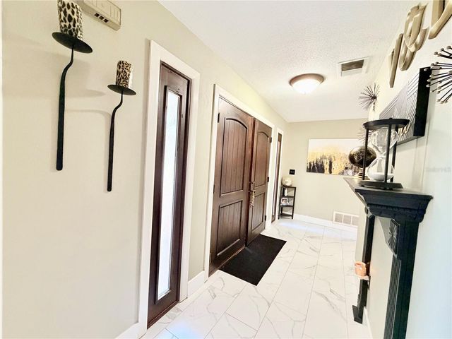 1880 OAK FOREST DRIVE E, Clearwater, FL 33759