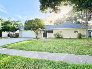1880 OAK FOREST DRIVE E, Clearwater, FL 33759