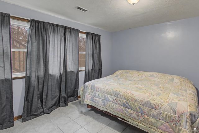 2817 Arbor Drive, Manhattan, KS 66503