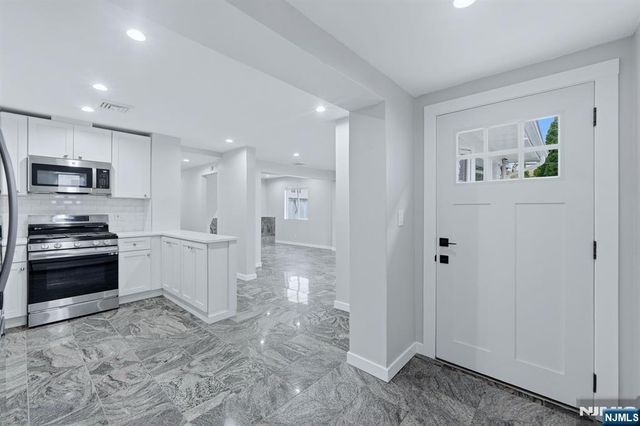 220 5th Street, Fairview, NJ 07022