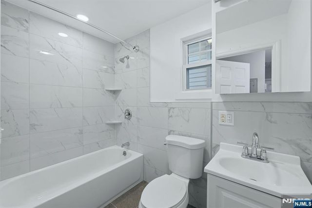220 5th Street, Fairview, NJ 07022
