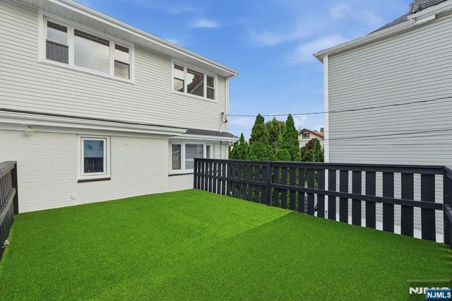 220 5th Street, Fairview, NJ 07022