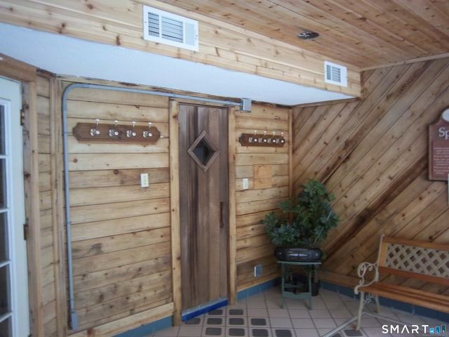 42 Carriage Crossing Lane 42, Middletown, CT 06457