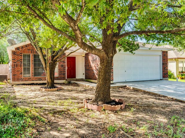 741 Brandi CIR, Kyle, TX 78640