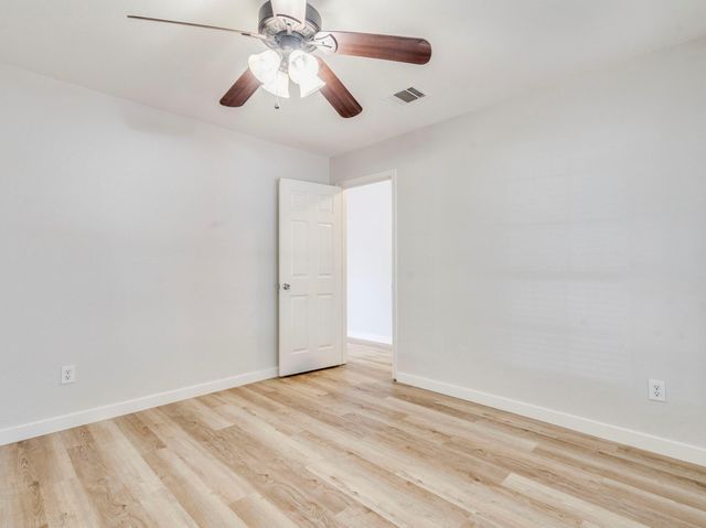 741 Brandi CIR, Kyle, TX 78640