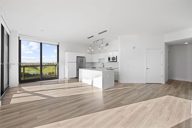 101 Diplomat Pkwy 1211, Hallandale Beach, FL 33009