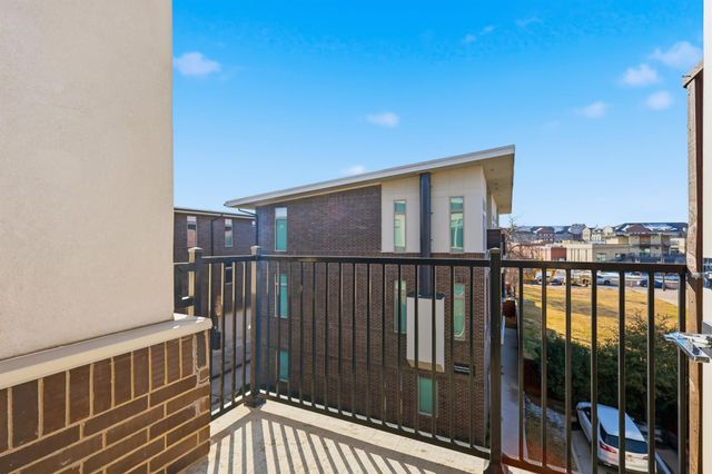 2519 Vintage Place Circle, Farmers Branch, TX 75234