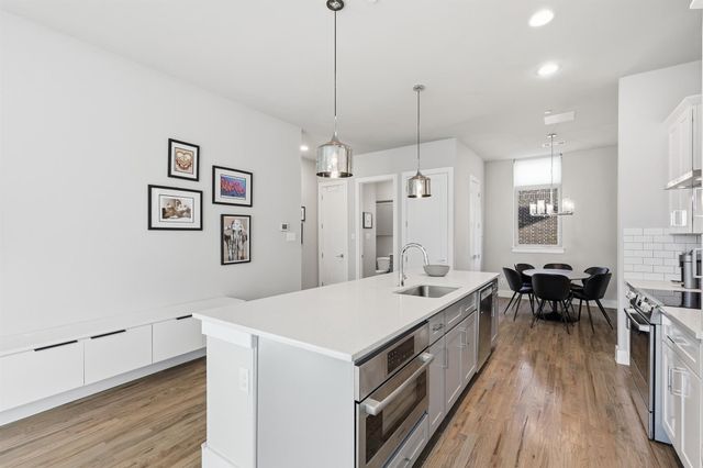 2519 Vintage Place Circle, Farmers Branch, TX 75234