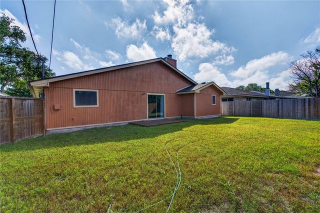 10825 Eastwood Dr, Corpus Christi, TX 78410