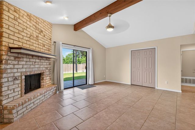 10825 Eastwood Dr, Corpus Christi, TX 78410