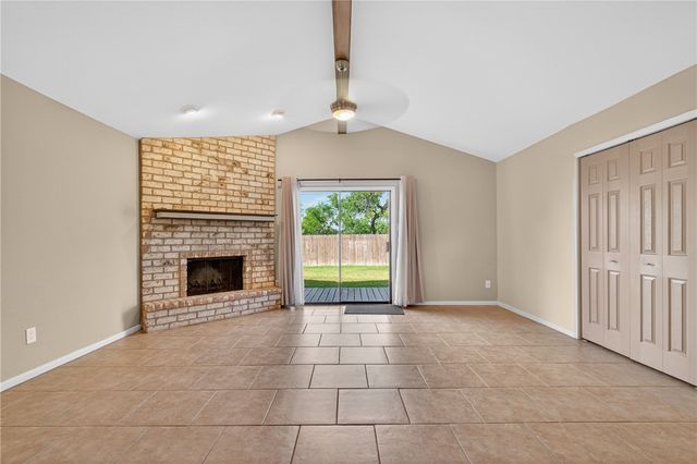10825 Eastwood Dr, Corpus Christi, TX 78410