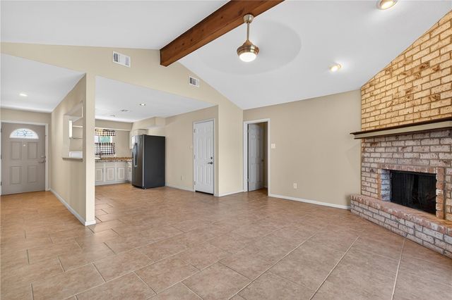 10825 Eastwood Dr, Corpus Christi, TX 78410