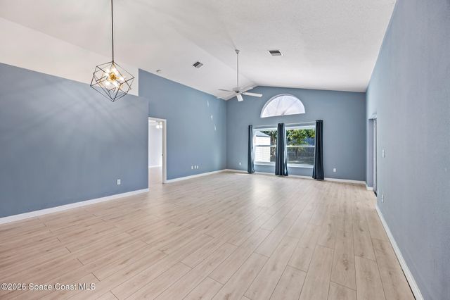 1915 Worchester Way, Merritt Island, FL 32953