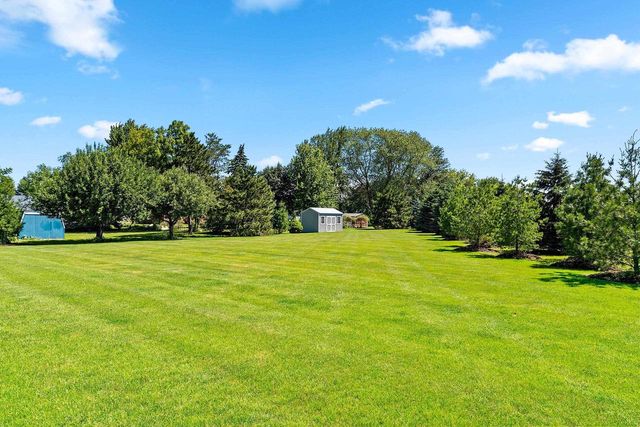2562 REBECCA ANN DRIVE, New Franken, WI 54229