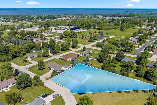 2562 REBECCA ANN DRIVE, New Franken, WI 54229