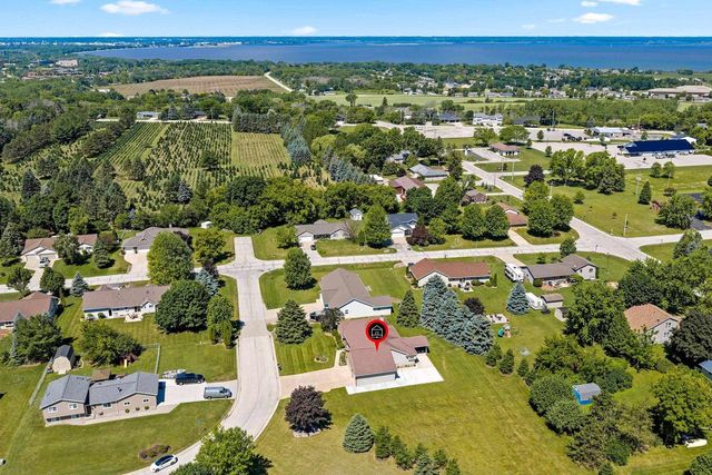 2562 REBECCA ANN DRIVE, New Franken, WI 54229