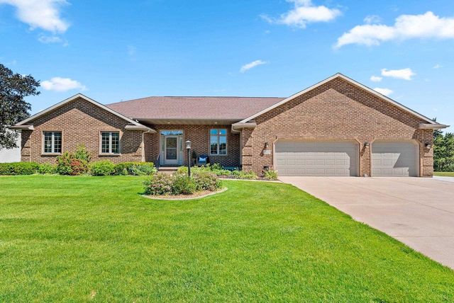 2562 REBECCA ANN DRIVE, New Franken, WI 54229