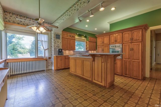 5206 Lincoln Avenue, Evansville, IN 47715
