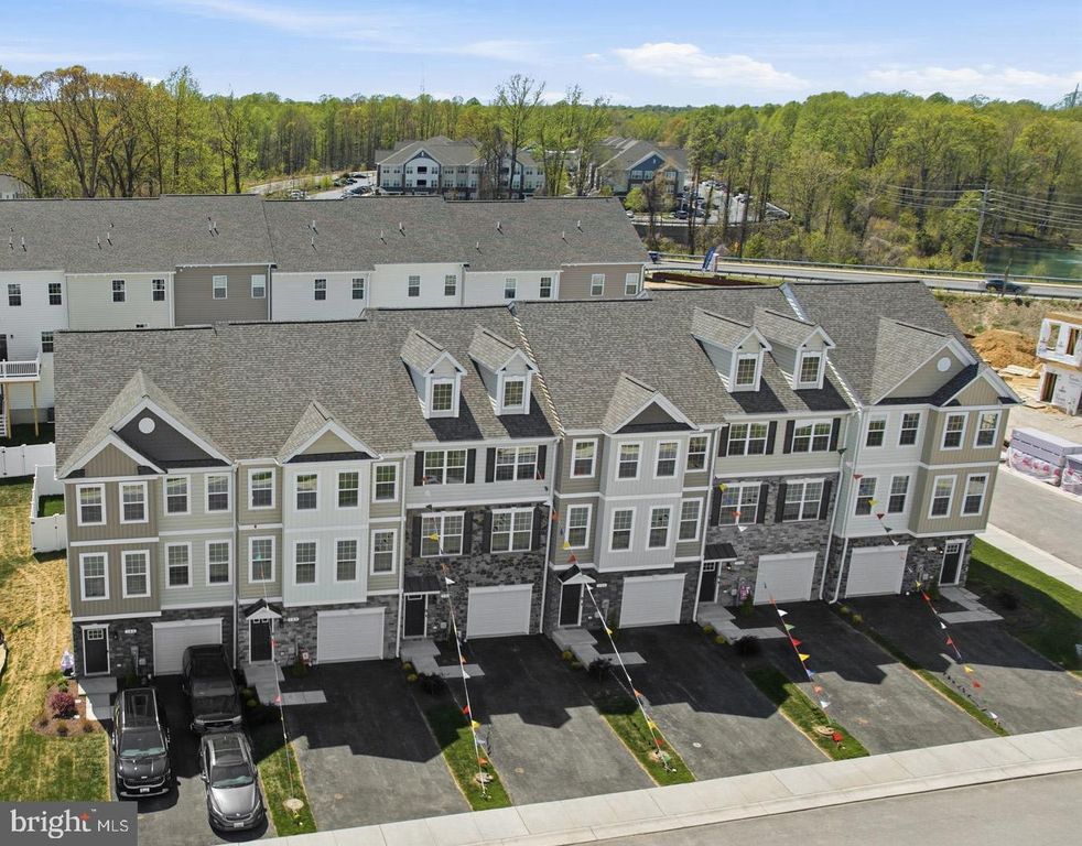 Image 1 of property listing at 104 POTOMAC CT, Prince Frederick, MD 20678