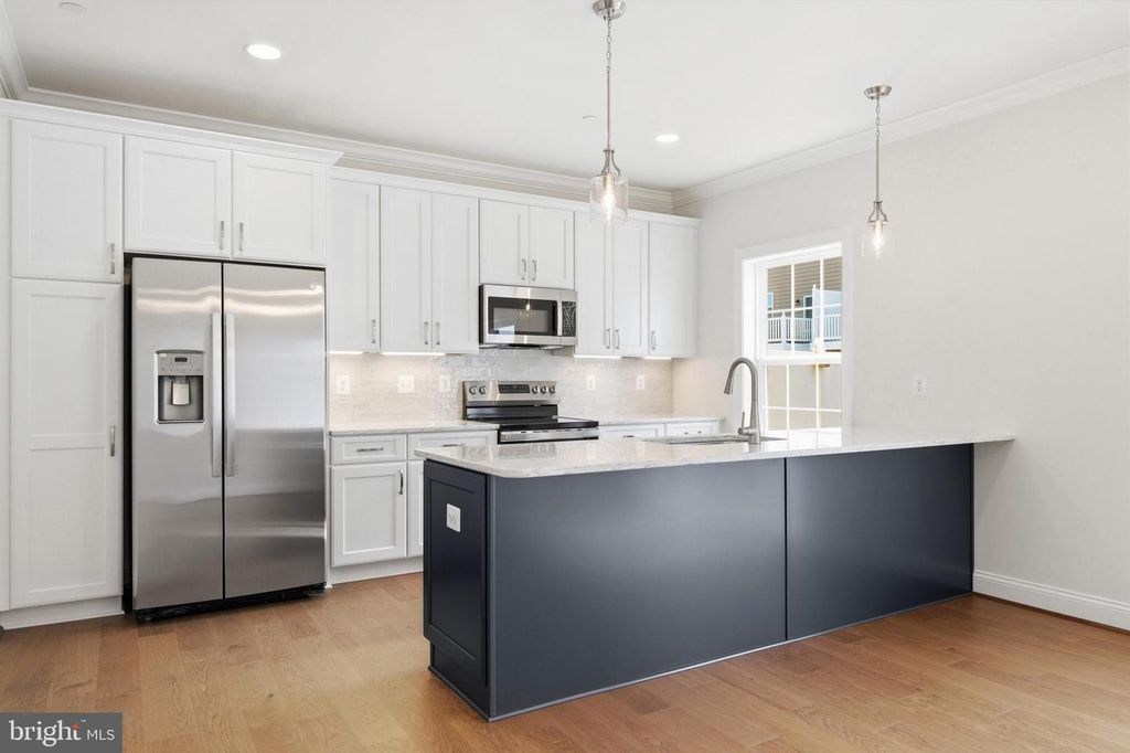 Image 17 of property listing at 104 POTOMAC CT, Prince Frederick, MD 20678