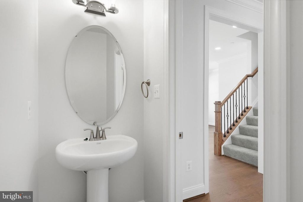 Image 19 of property listing at 104 POTOMAC CT, Prince Frederick, MD 20678