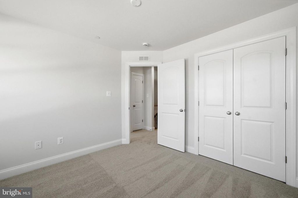 Image 28 of property listing at 104 POTOMAC CT, Prince Frederick, MD 20678