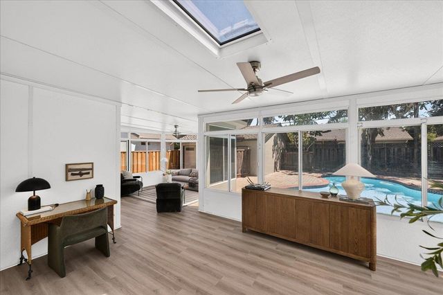 2130 Roenoke Way, San Jose, CA 95128