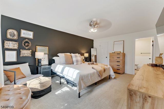 818 Magnolia Ln, Branchburg Twp., NJ 08876