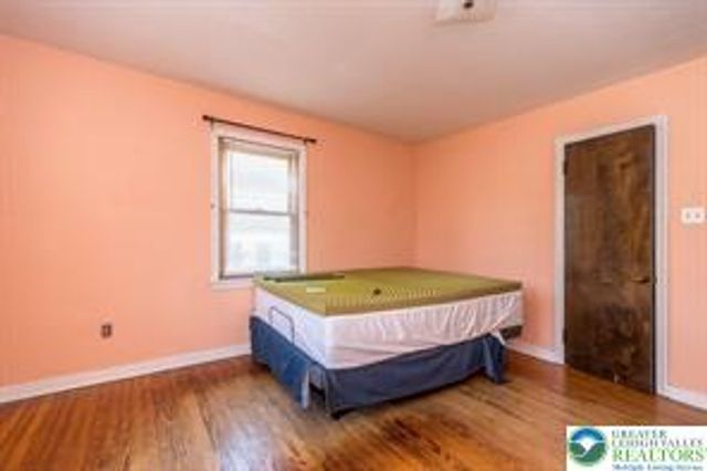 520 Thomas Street, Coopersburg Boro, PA 18036