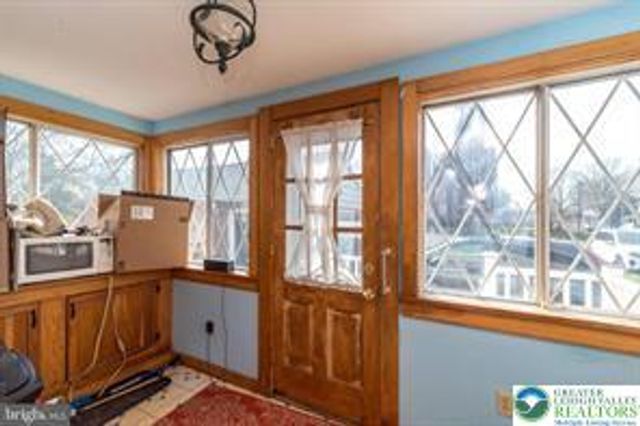 520 Thomas Street, Coopersburg Boro, PA 18036