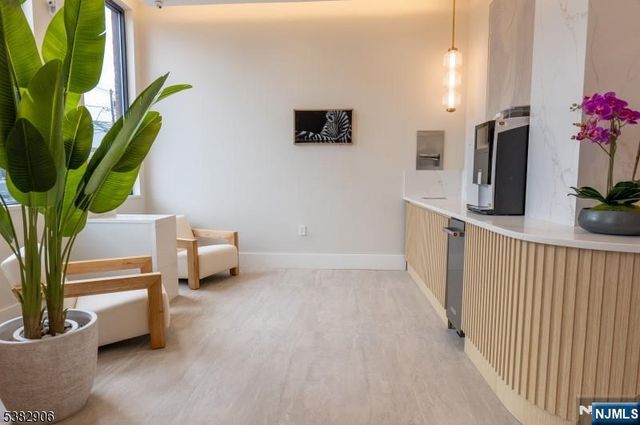 1722 Springfield Avenue 402, Maplewood, NJ 07040