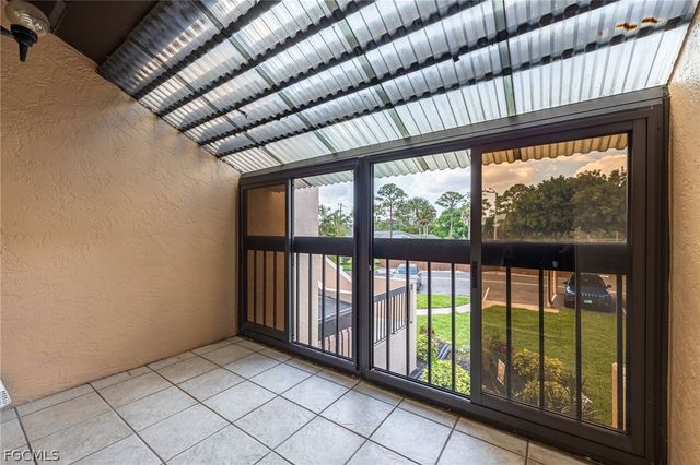 15448 Admiralty CIR 9, North Fort Myers, FL 33917