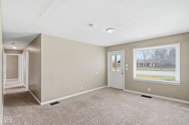 6630 W 10th Street, Indianapolis, IN 46214