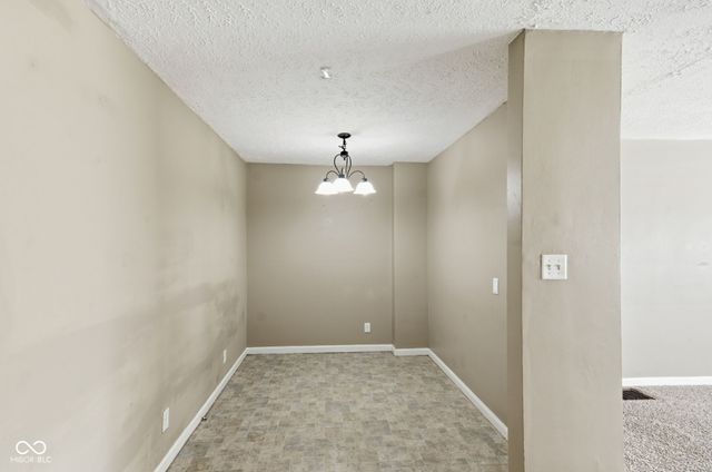 6630 W 10th Street, Indianapolis, IN 46214