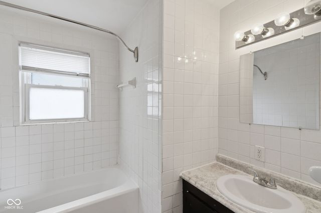 6630 W 10th Street, Indianapolis, IN 46214