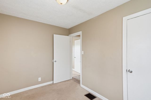 6630 W 10th Street, Indianapolis, IN 46214