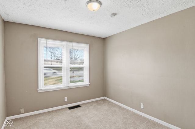 6630 W 10th Street, Indianapolis, IN 46214