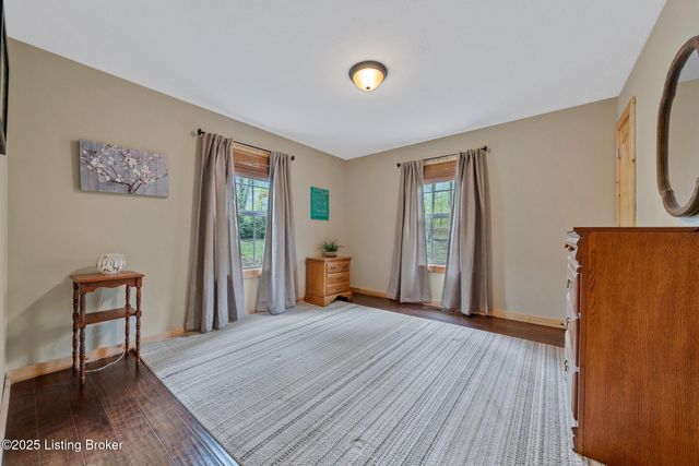 207 Ironwood Dr, Bee Spring, KY 42207