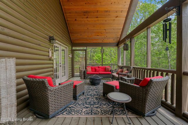 207 Ironwood Dr, Bee Spring, KY 42207