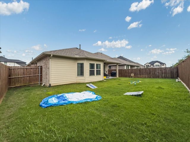 377 Edmund Lane, Fate, TX 75087
